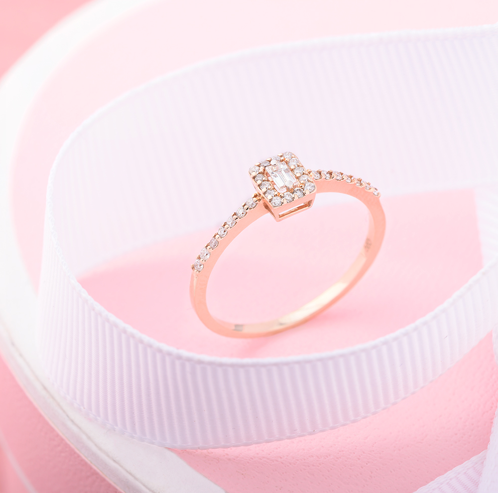 Emerald cut dijamant